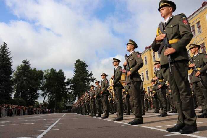 Комісія від Верховної Ради викрила масштабну корупцію в академії Сухопутних військ у Львові