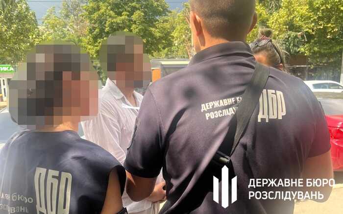 В Одесі затримали священника- адвоката, котрий вимагав гроші з підзахисного