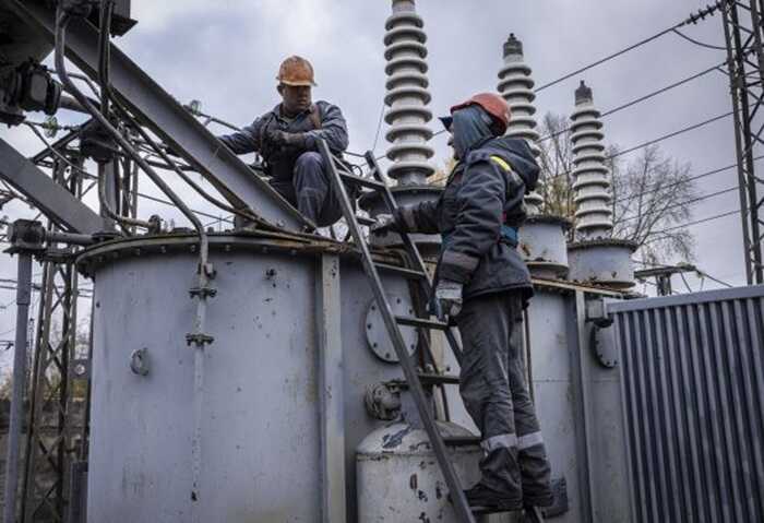 В низці областей України негода знеструмила більше 70 населених пунктів