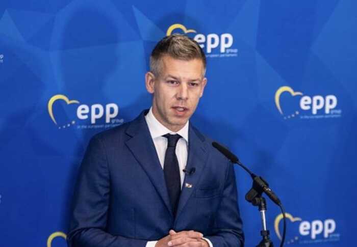 Конкурент Орбана Петер Мадяр вимагає провести дострокові вибори до парламенту