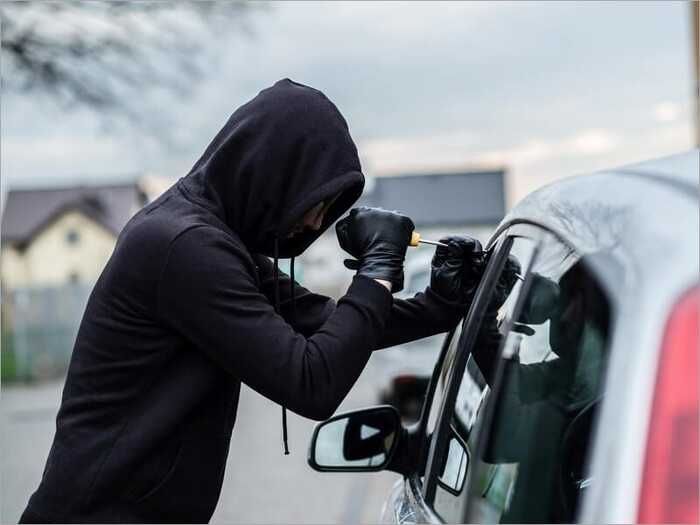 У Росії фіксують сплеск викрадень авто з метою розбору на запчастини