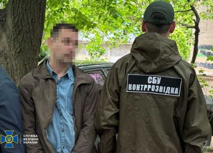 СБУ затримала крота ФСБ, який намагався викрасти військові розробки